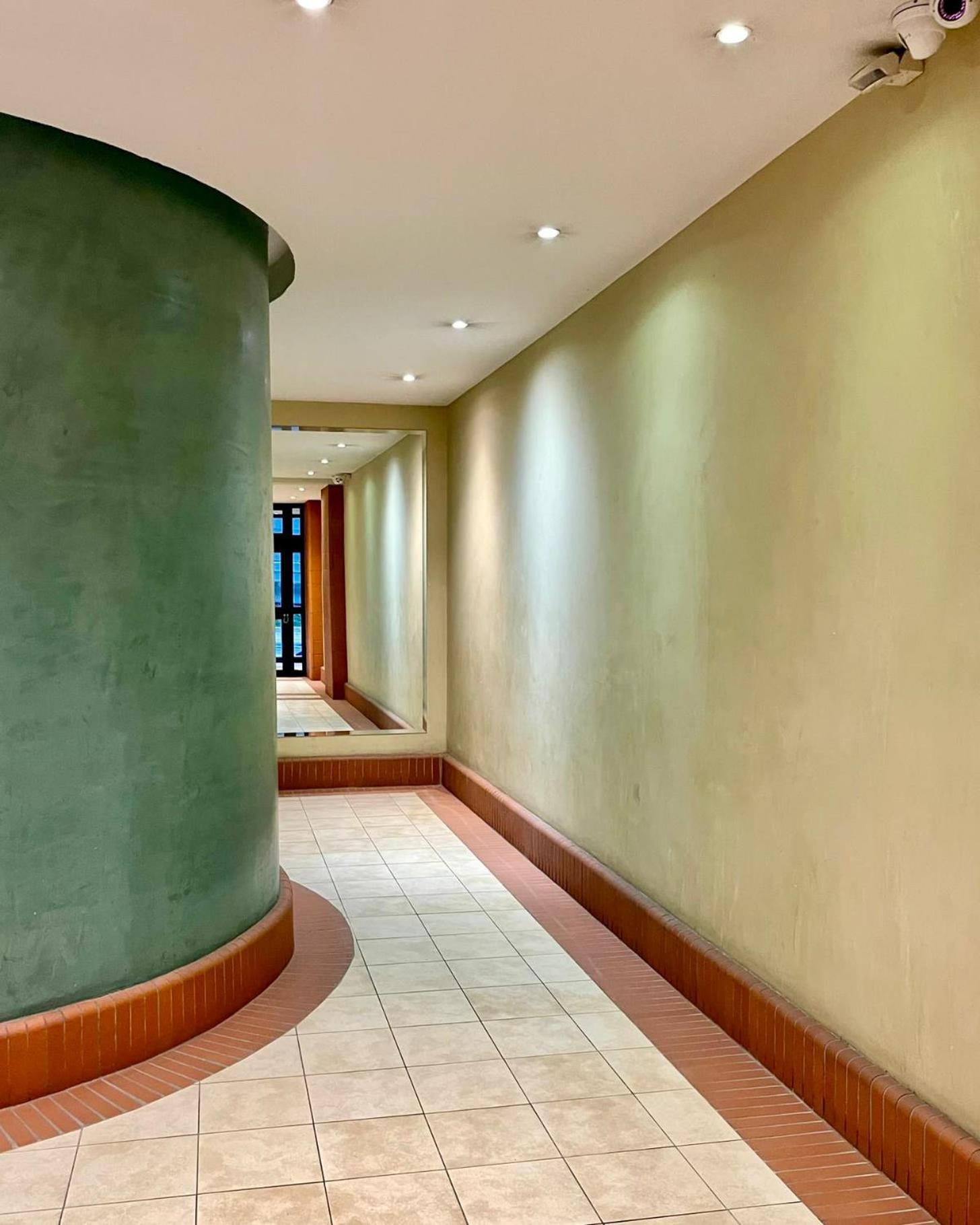 Risso - One Bedroom With Pool, Newly Renovated In Spring 2024 Nice Exteriér fotografie