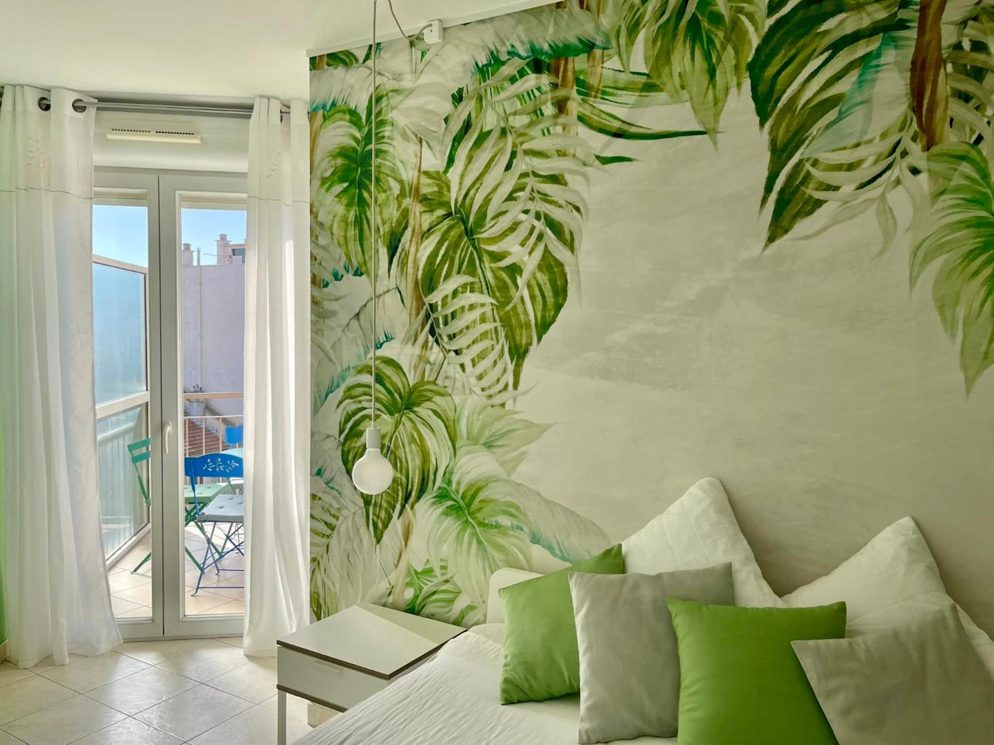 Risso - One Bedroom With Pool, Newly Renovated In Spring 2024 Nice Exteriér fotografie